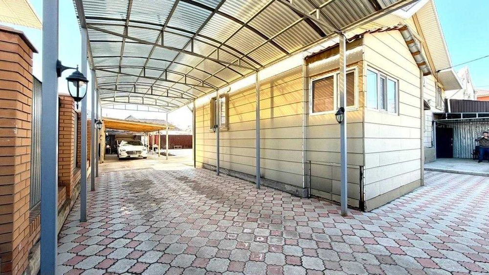 Срочная продажа большой дом в центре города р-н Чубары