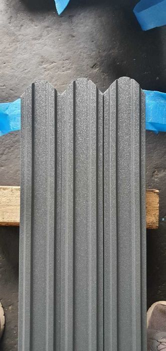 Sipca metalica  1.5m vopsita pe ambele parti + Suruburi