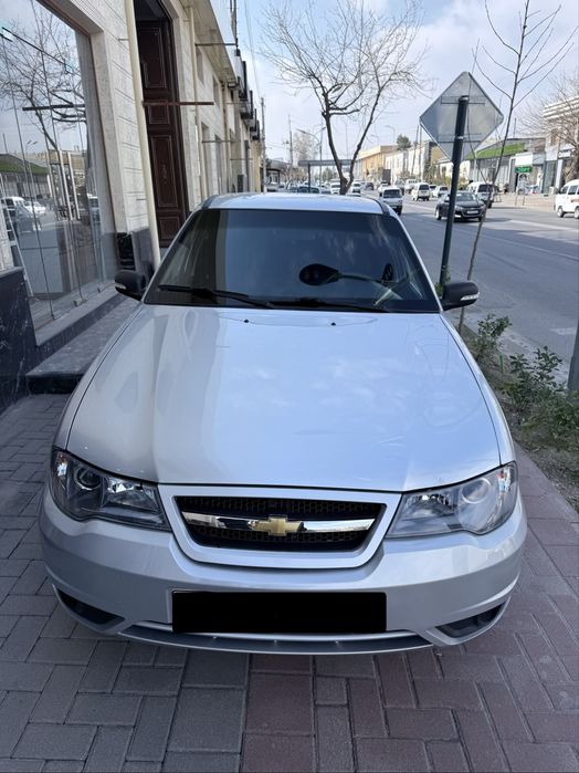 Nexia 2 1.5 sotiladi srochna kraska toza