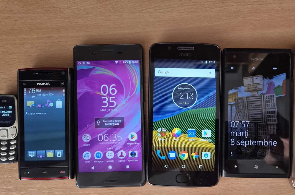 colectie de telefoane