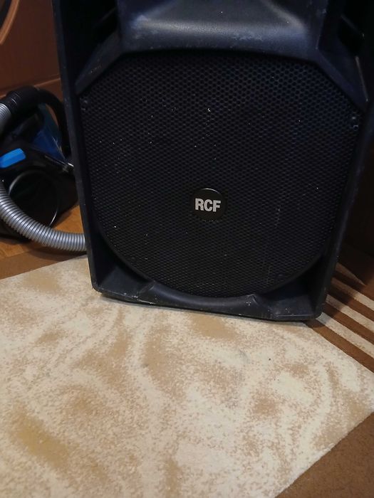 Boxa activa RCF Art 725-A