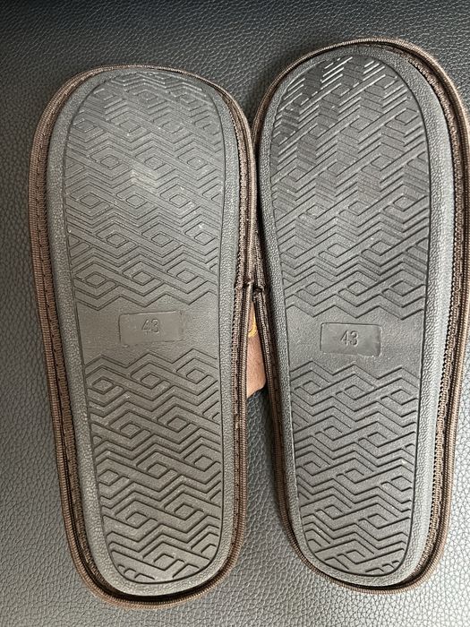 мъжки чехли на Runners.