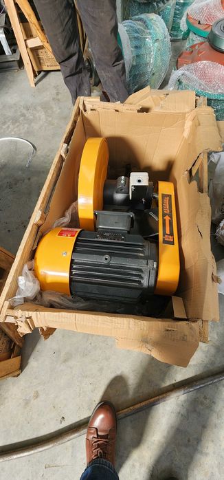 Торцевая пила по металлу 3-4 киловатт