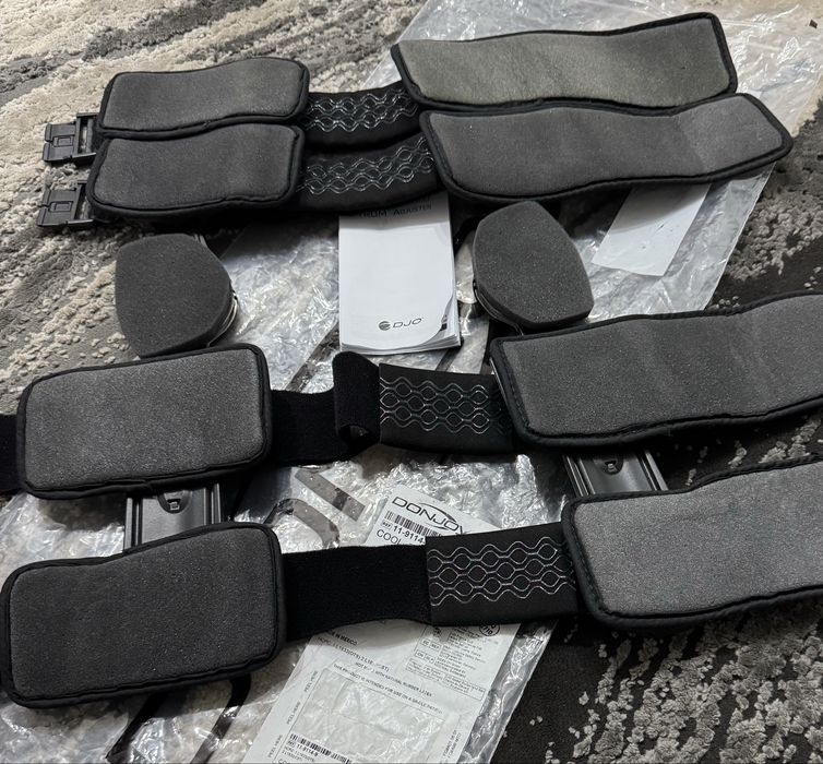 Orteza DonJoy Trom Advence pentru genunchi