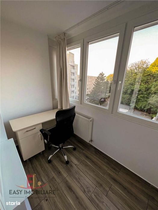 Apartament 4 camere, UMF, Cornisa, 2 bai, Targu Mures