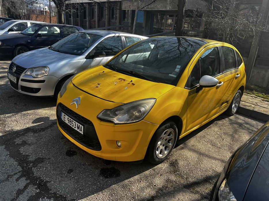 Ситроен C3 цял на части