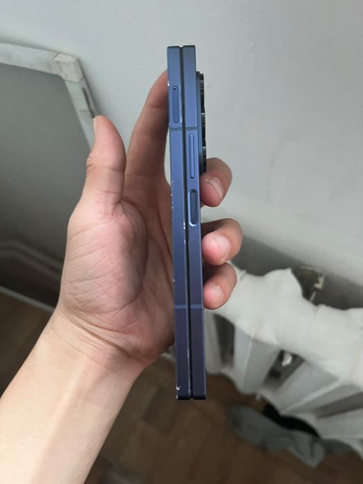 Samsung Z Fold 6 12/512 продаетса/обмен