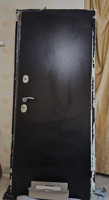 Двери входные железные