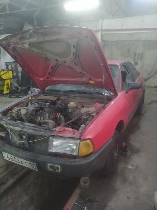 Продам Ауди 80 б3
