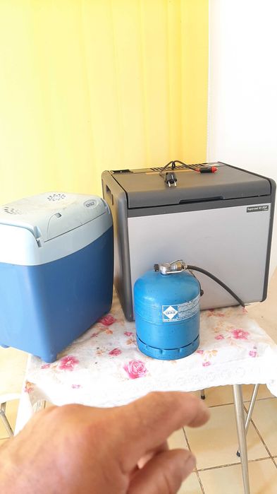 Cositoare ,masina tuns iarba, Aspirator curte ,frigider rulota