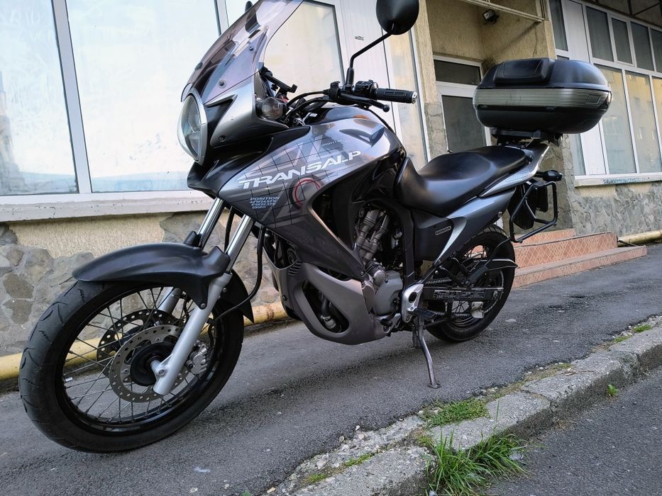 Vând Honda Transalp XL 700V injectie