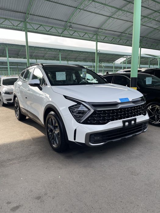 Kia Sportage  X-Line Full 2litrlini 2023 yil 20.000 yurgan