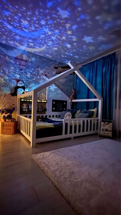 Pat casuta montesori