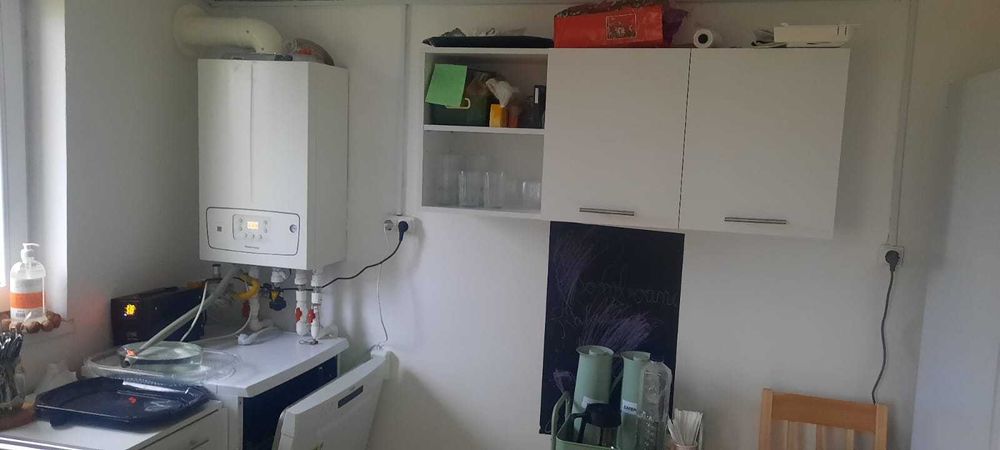 Casa 86 mp +1136 MP teren ideal afacere -Nicolae Labis-Tractorul