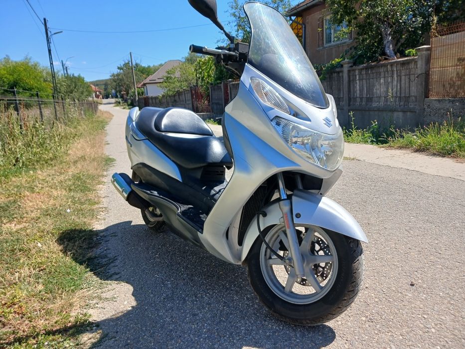 Suzuki burgman 150