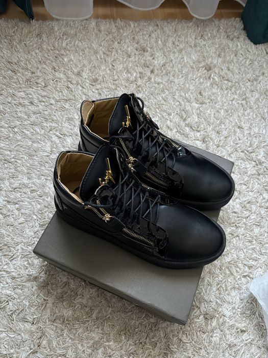 Giuseppe Zanotti Velvet Kriss