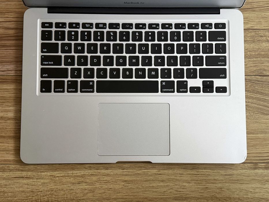 MacBook Air 13 2017`Core i5/256GB SSD/8GB RAM/Бат 90%