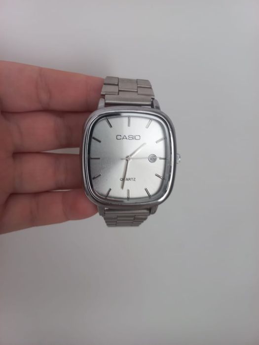 Продам часы мужской