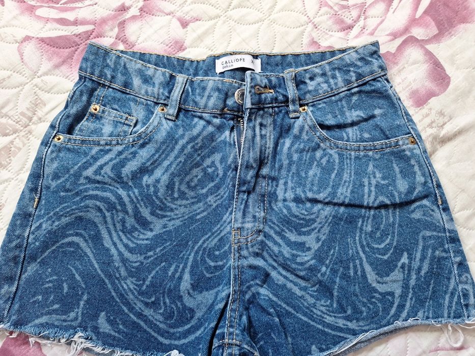 Лот три броя къси панталони