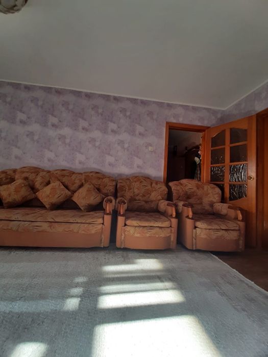 Диван + 2 кресла 25.000 тг