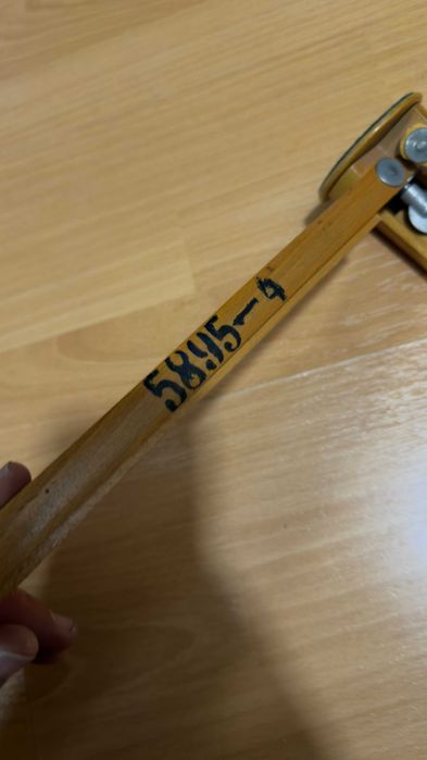 Trepied foto/cine vintage din lemn – telescopic 3 segmente + husă