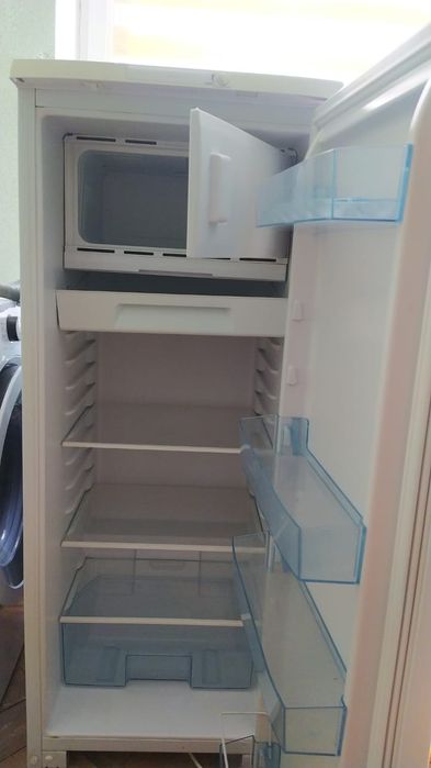Продам холодильник Биюса
