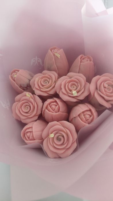 Клубника в шоколаде в виде Цветов