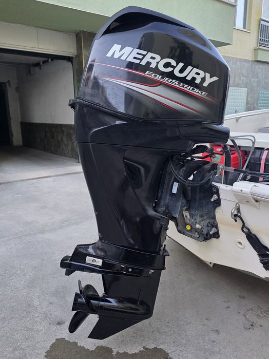 Извънбордов двигател MERCURY 60 к.