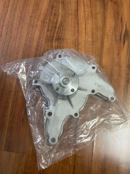 Водяной насос Газ-53