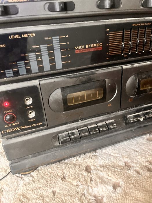 Магнитофон -раритет)