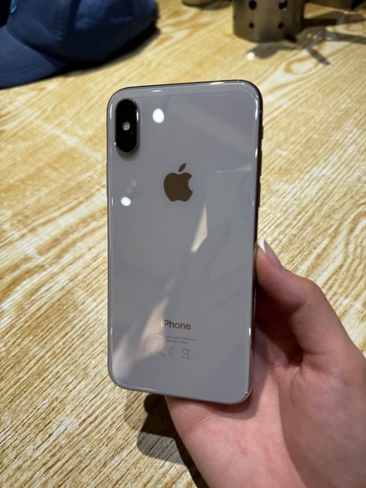 Айфон Х 64 гб ничего не меняли