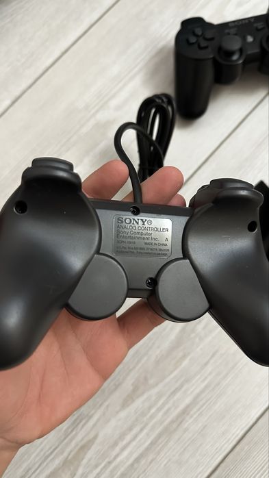 Продам джойстики  ps3 ps2 оригинал