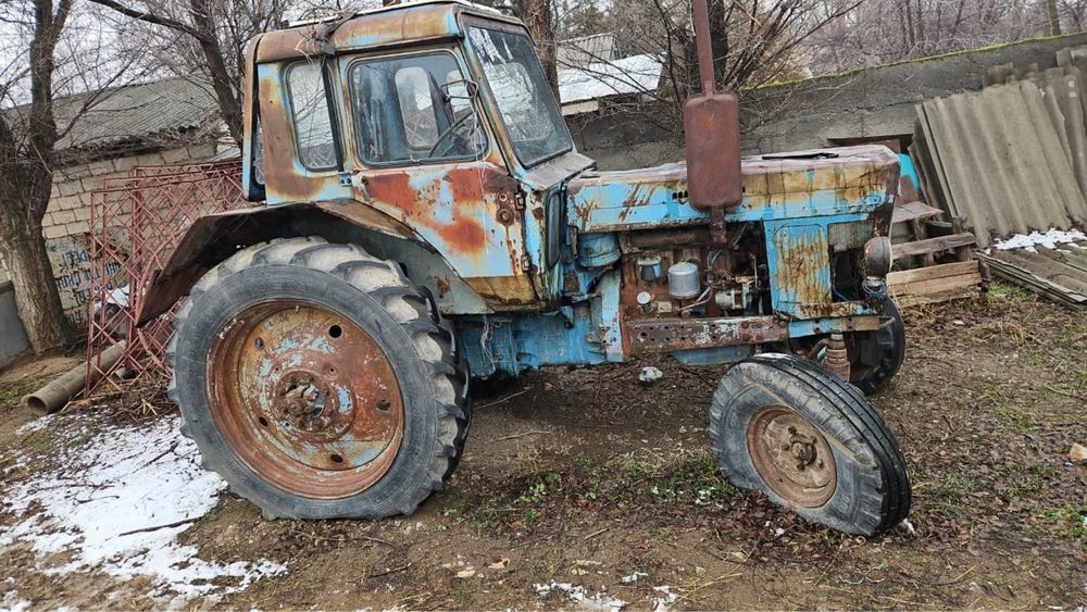 прадается трактор………..