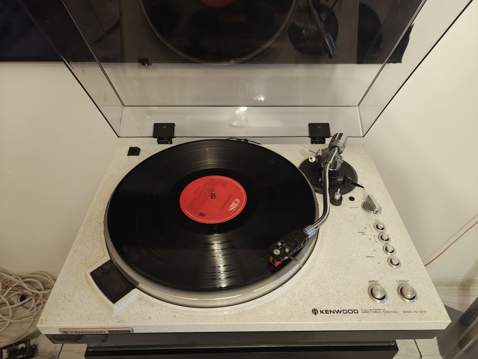 Kenwood KD 5070 Pickup pick-up