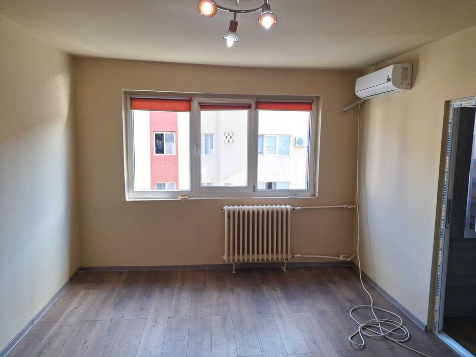 Apartament 2camere semidecomandat