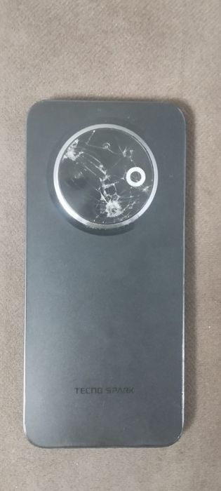 Обменяю телефон tecno spark 30c