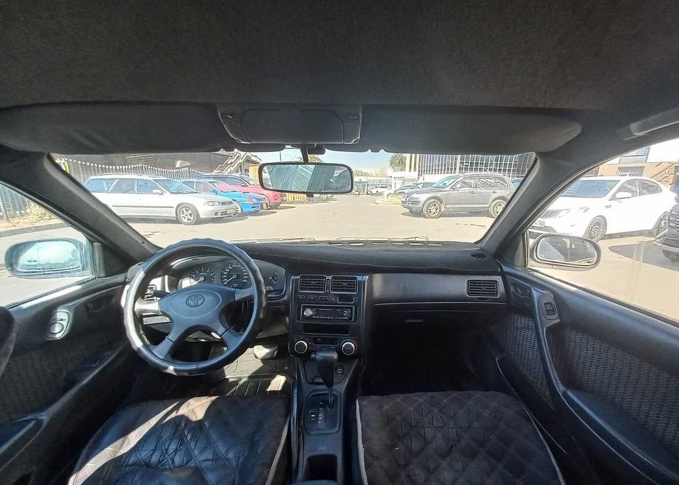 Toyota Carina E (автомат)