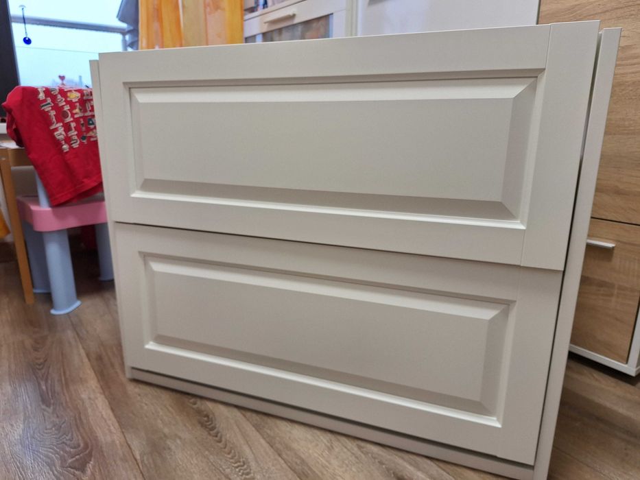 Шкаф за баня ИКЕА IKEA сглобен с дръжки