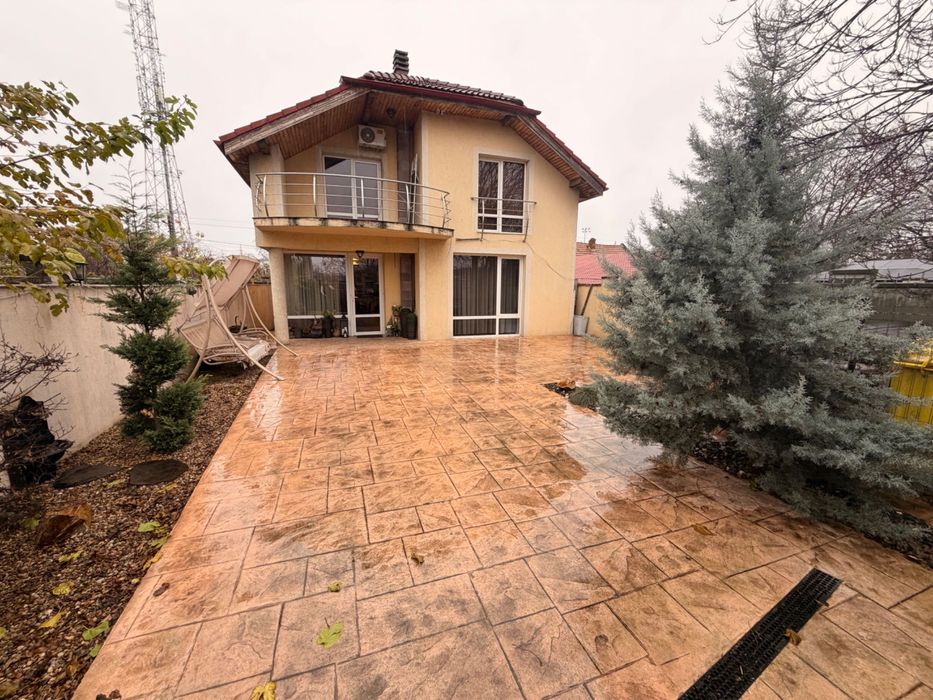 Casa de Vanzare ZONA POLTURA