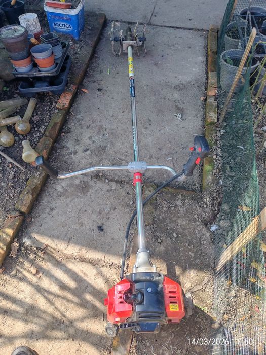 Motocoasă Yamato 2T