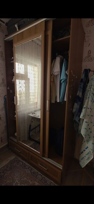 Мебель шкафы кровати матрац