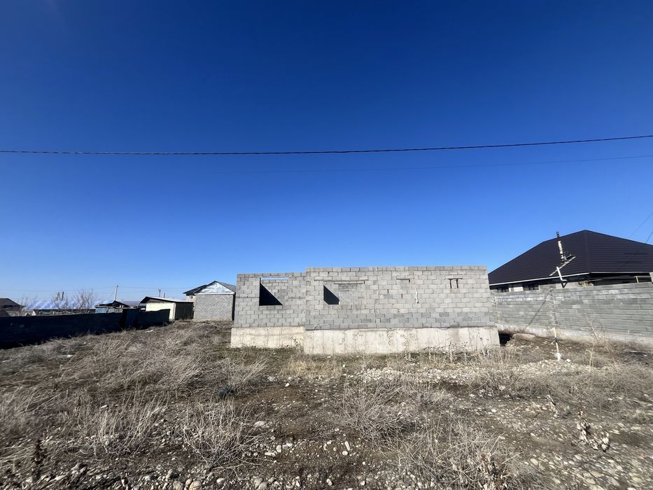Продам Недостроенный дом в Ынтымаке