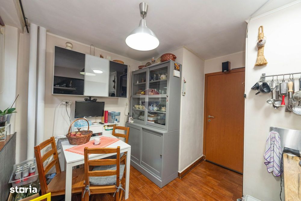 Apartament cu 3 camere, de vanzare, 58,3 mp, parter, in zona Titan