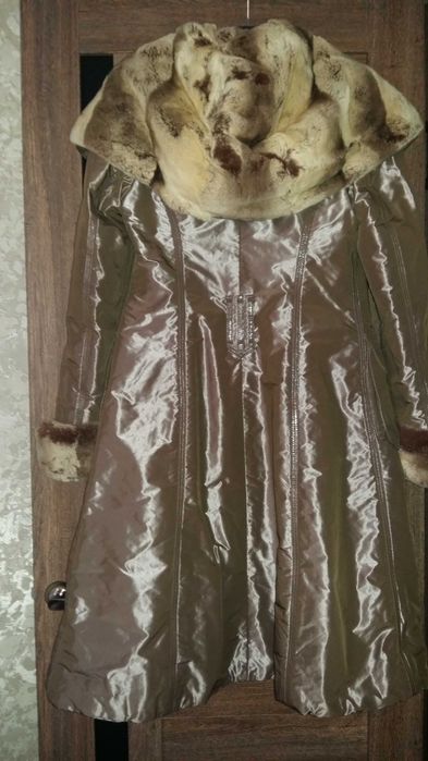 Женский зимний пуховик