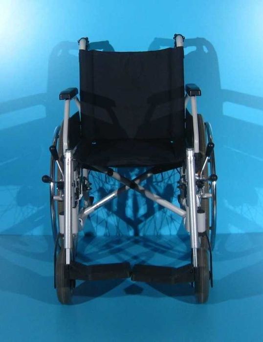 Carucior handicap/ Scaun cu rotile B+B - latime sezut 46 cm