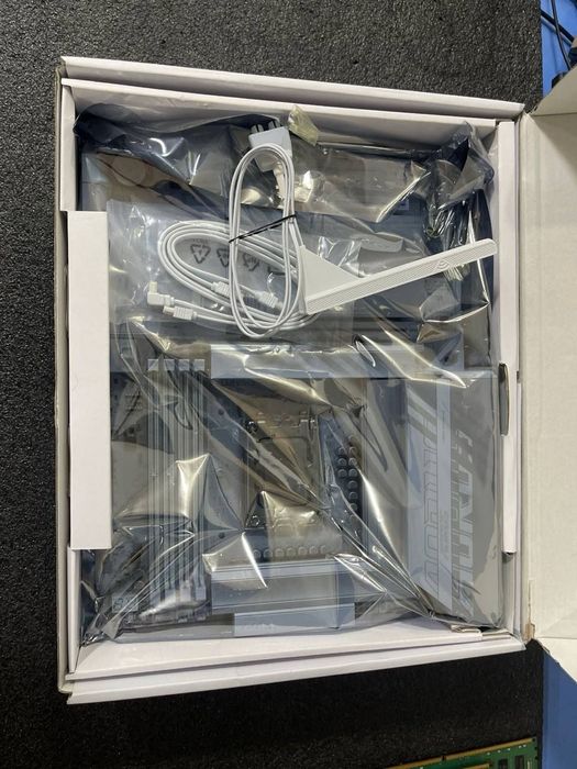 Gigabyte Z890 AORUS ELITE WiFi7 Ice