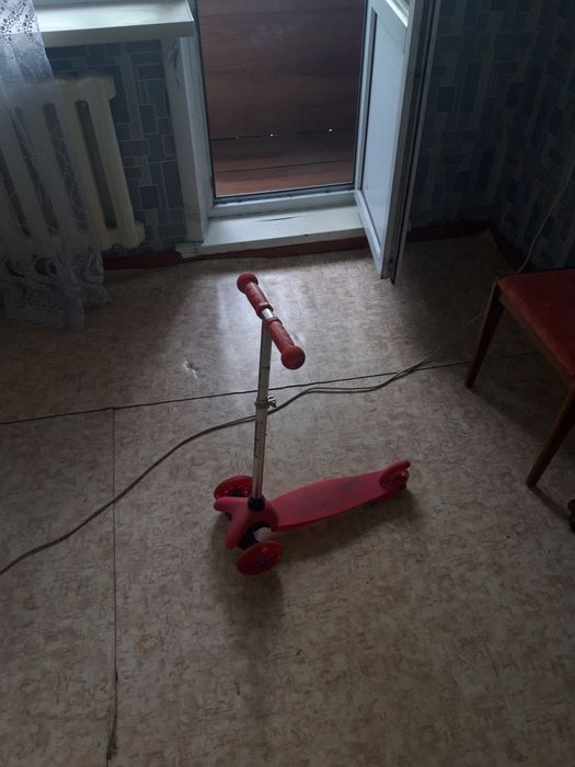 Детский самокат б/у
