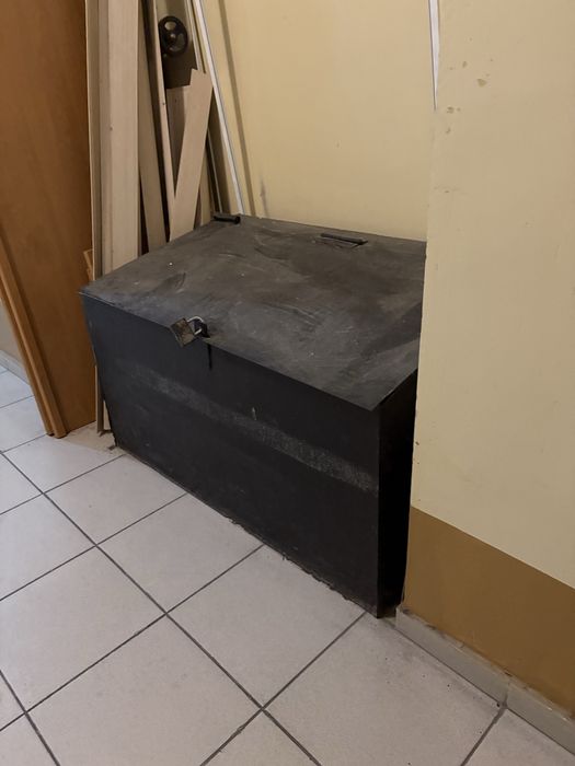 СРОЧНО продается железный ящик