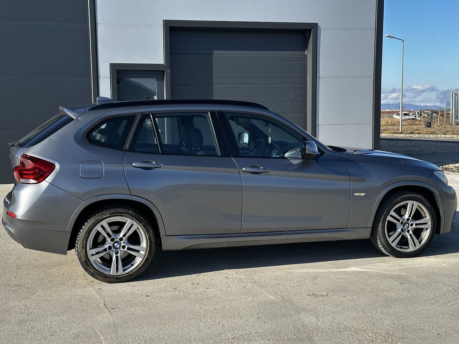 BMW X1 20d xDrive M Pachet Panoramic Manual