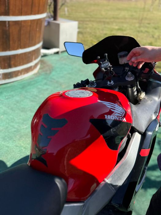 Motocicleta Honda CBR929 rr